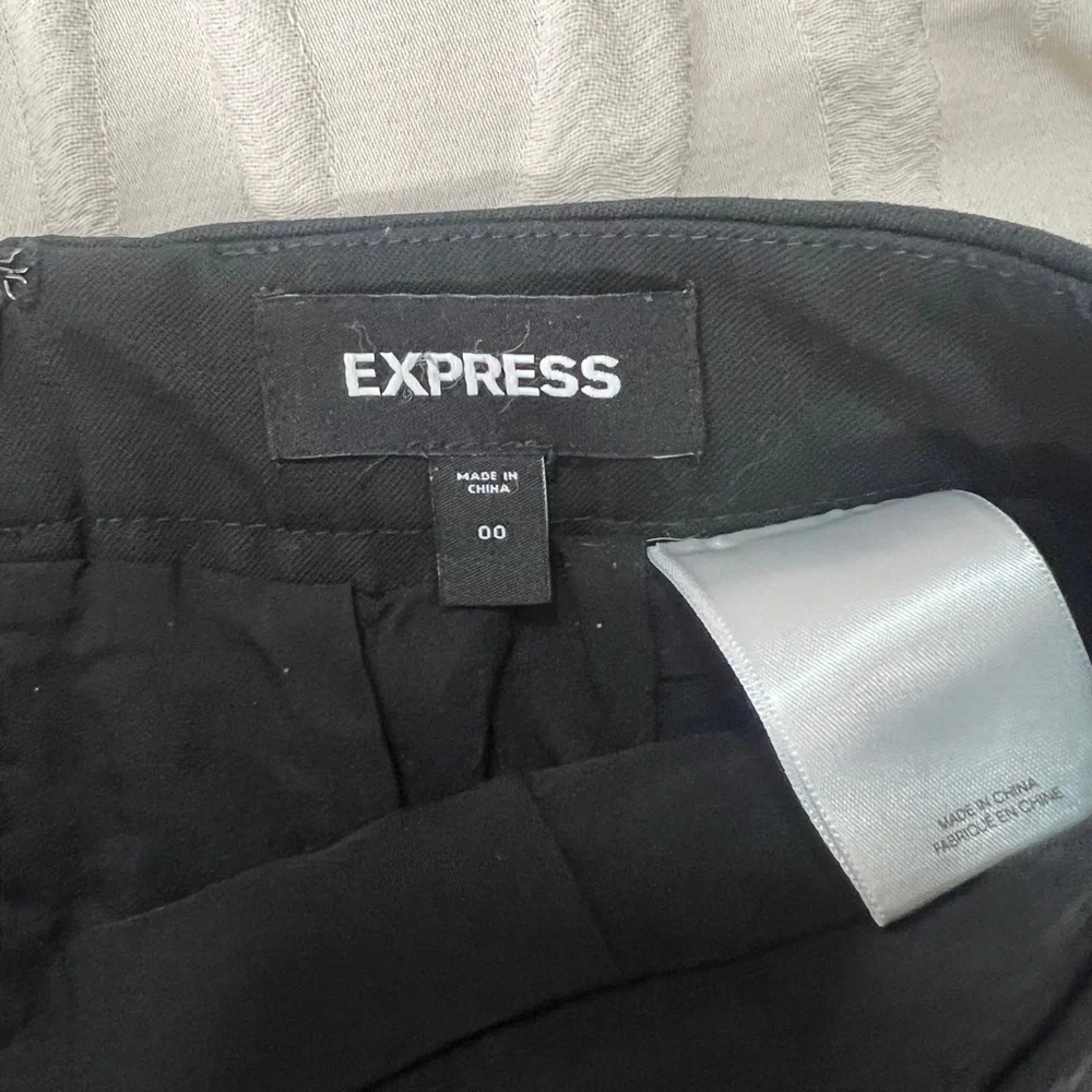 Express 2/$25‎  Chic Black Pencil Skirts  Stretch and pockets